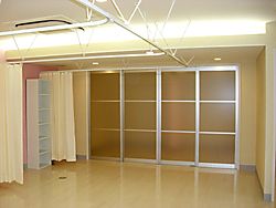 カーテンによる間仕切り