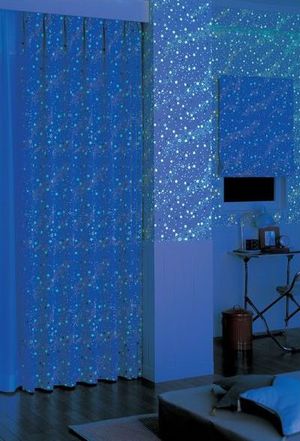 かわいい子供部屋向けカーテンの使用例